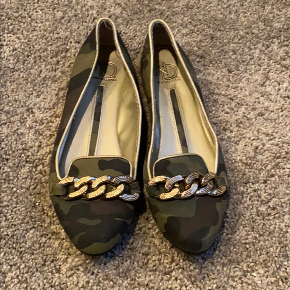 Camo flats